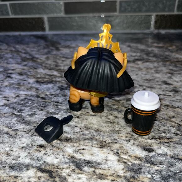 LOL Surprise Ancient Meow ConfettiPop Pharaoh Babe with accessories. - Picture 2 of 2